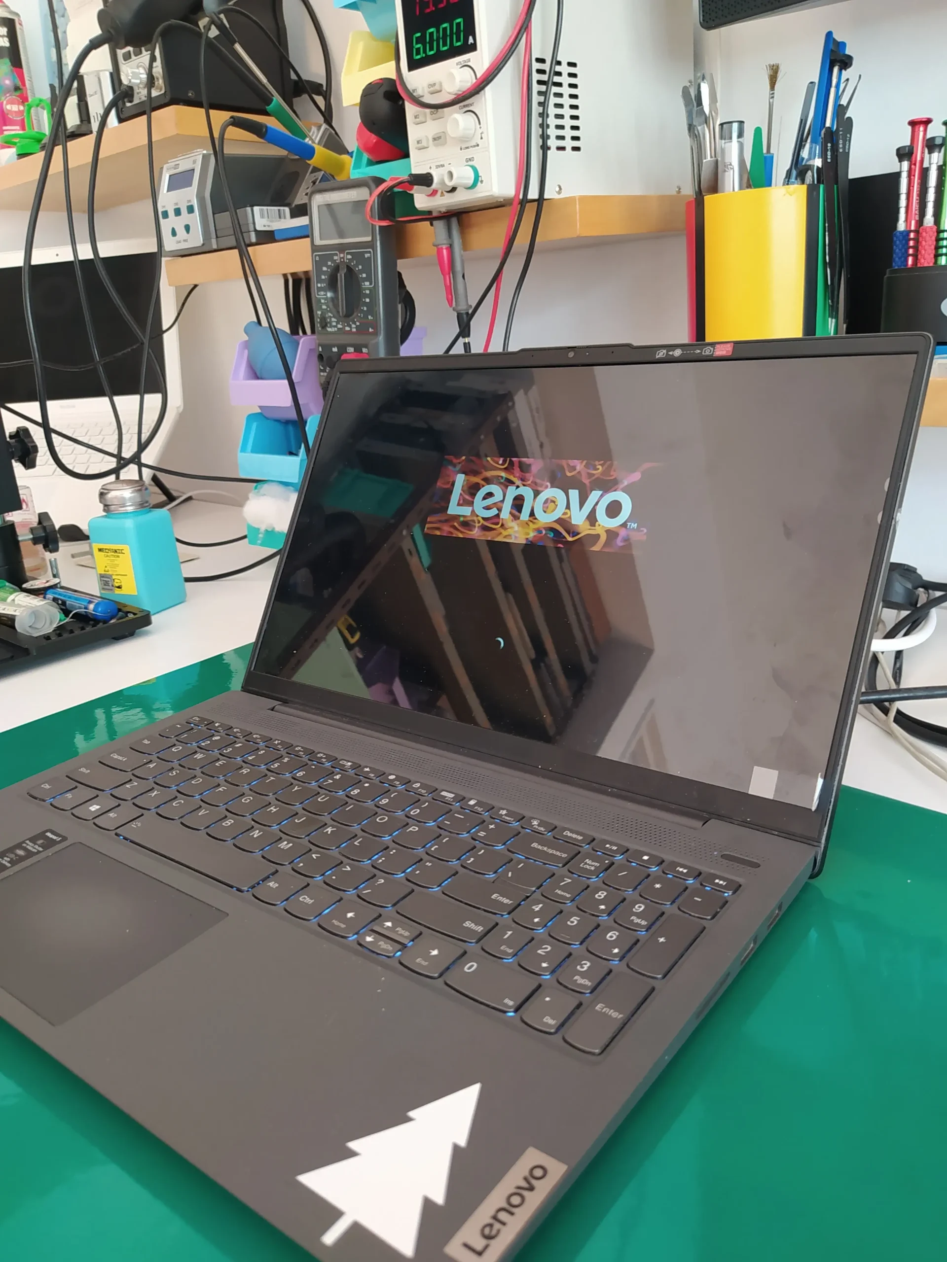 pantalla nueva en lenovo yoga notebook