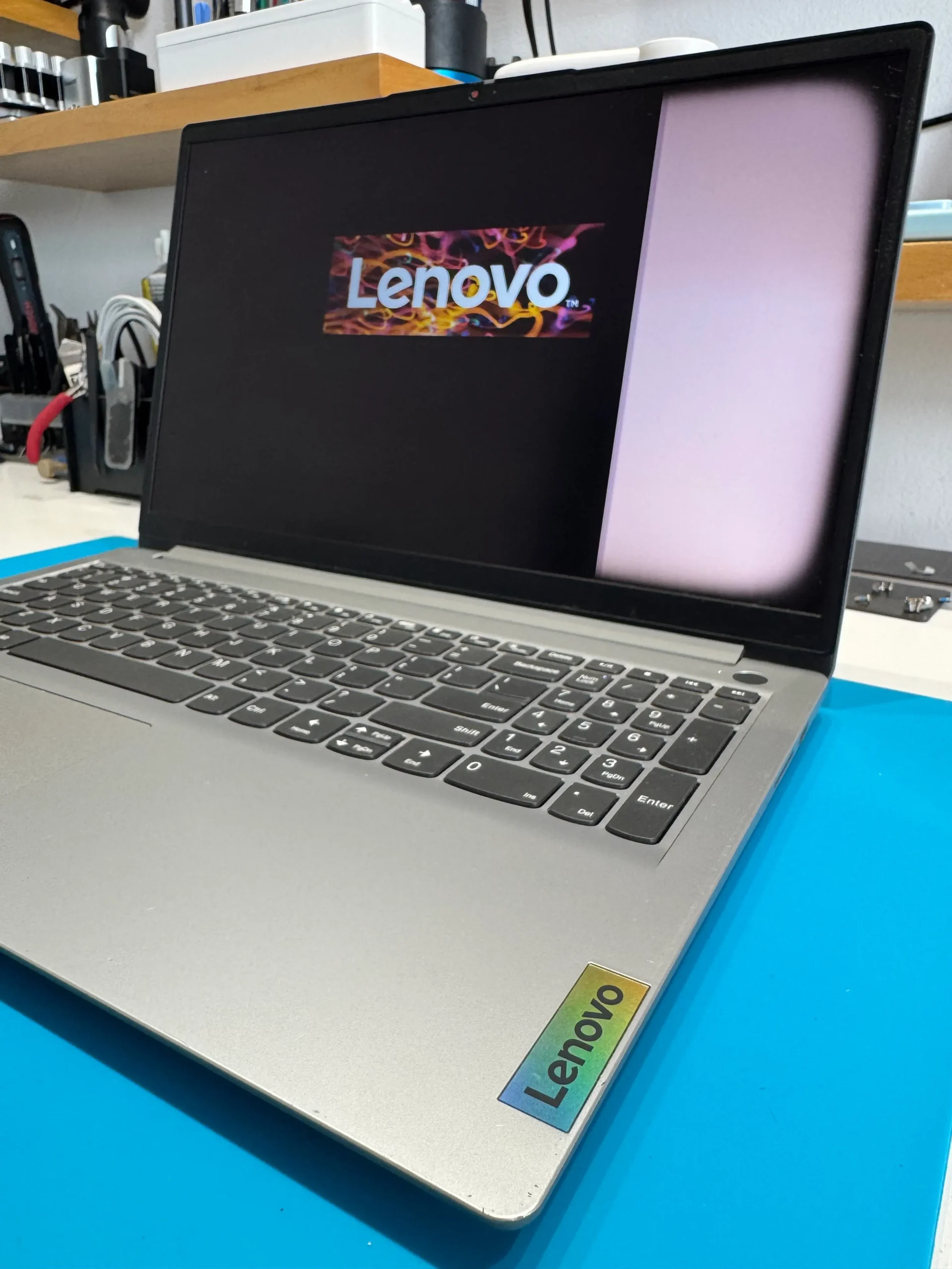 cambio de pantalla notebook lenovo asus hp