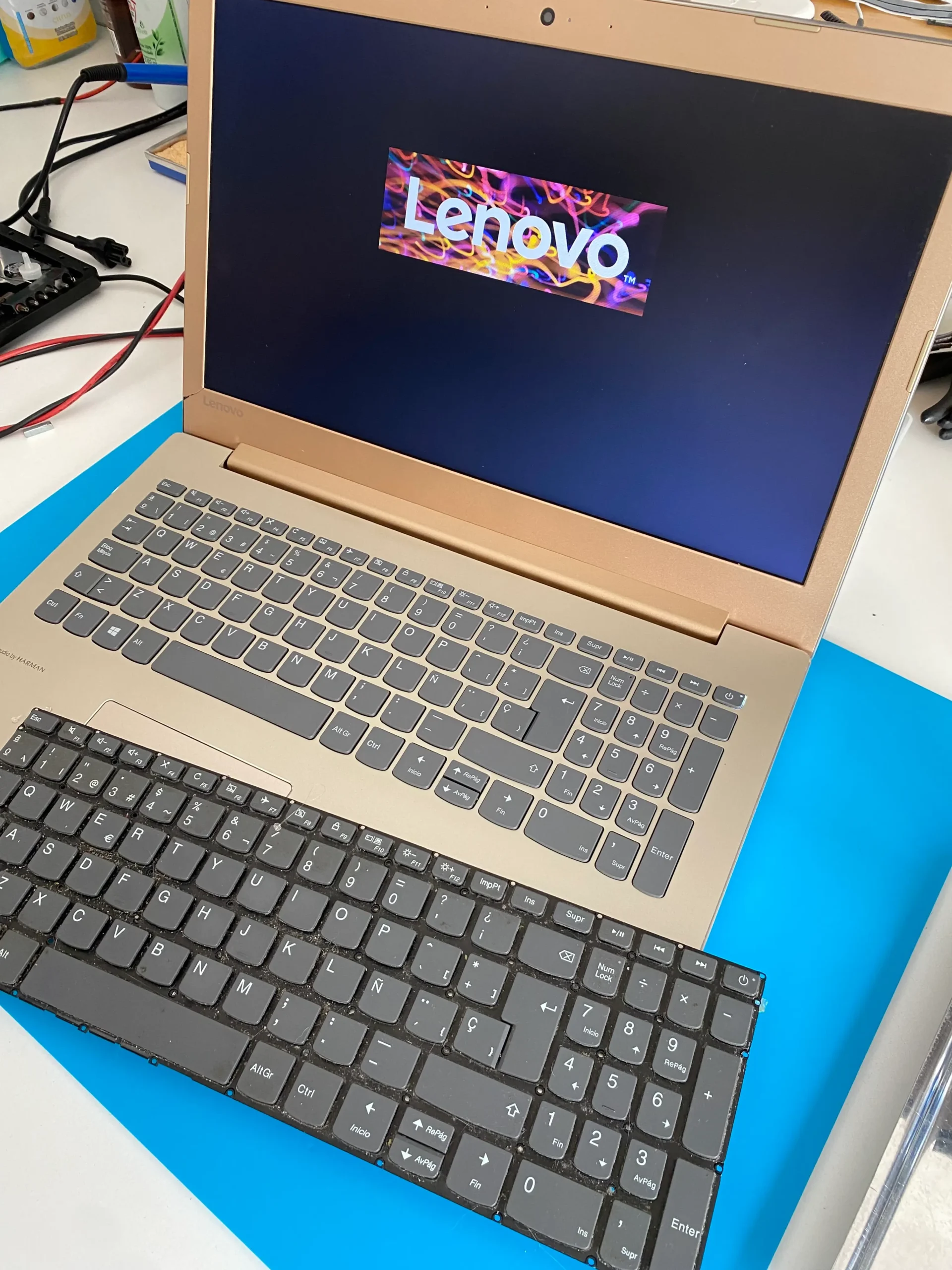 cambio de teclado incrustrado notebook lenovo oficina hogar