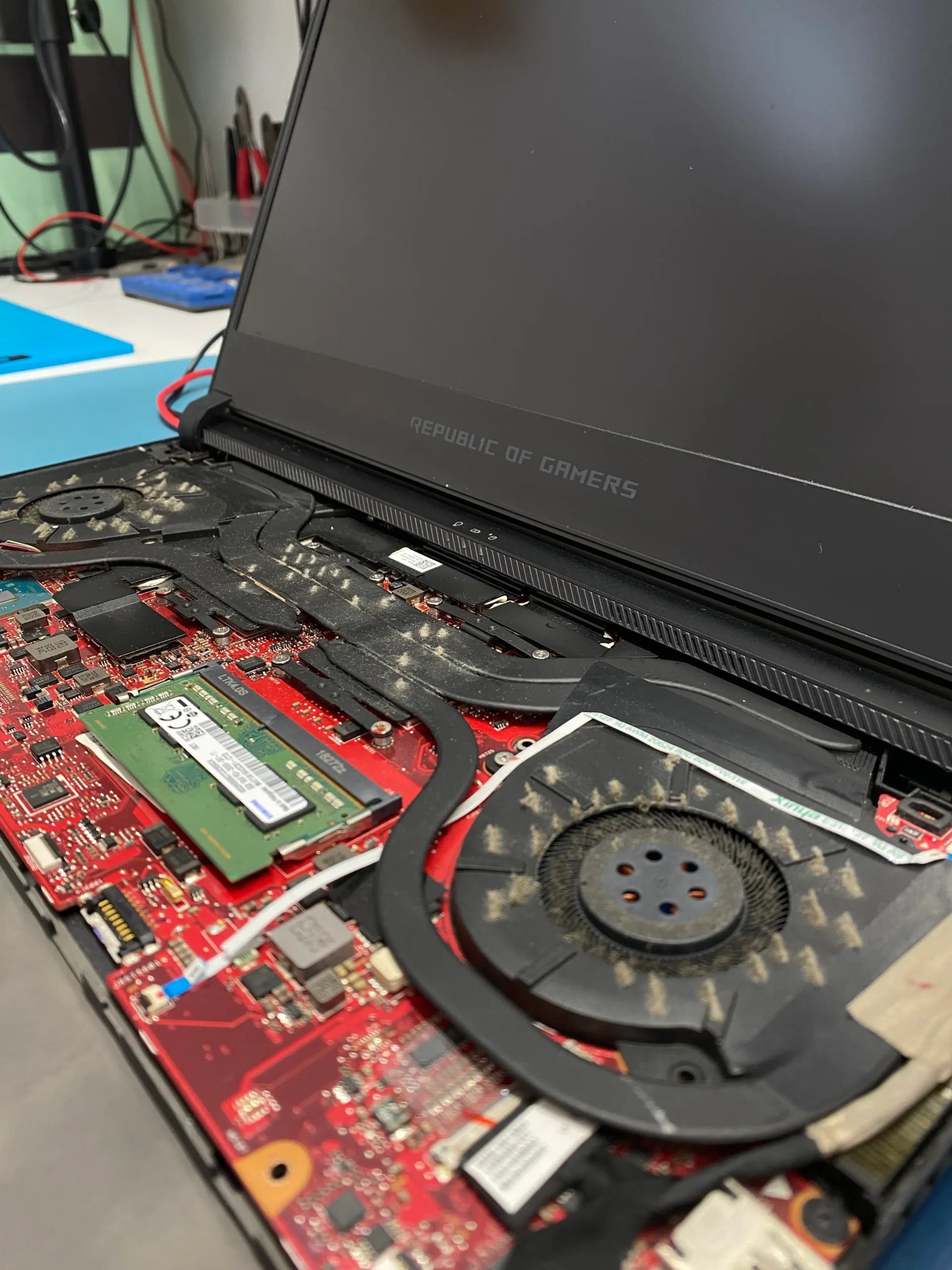 mantenimiento completo notebook asus rog