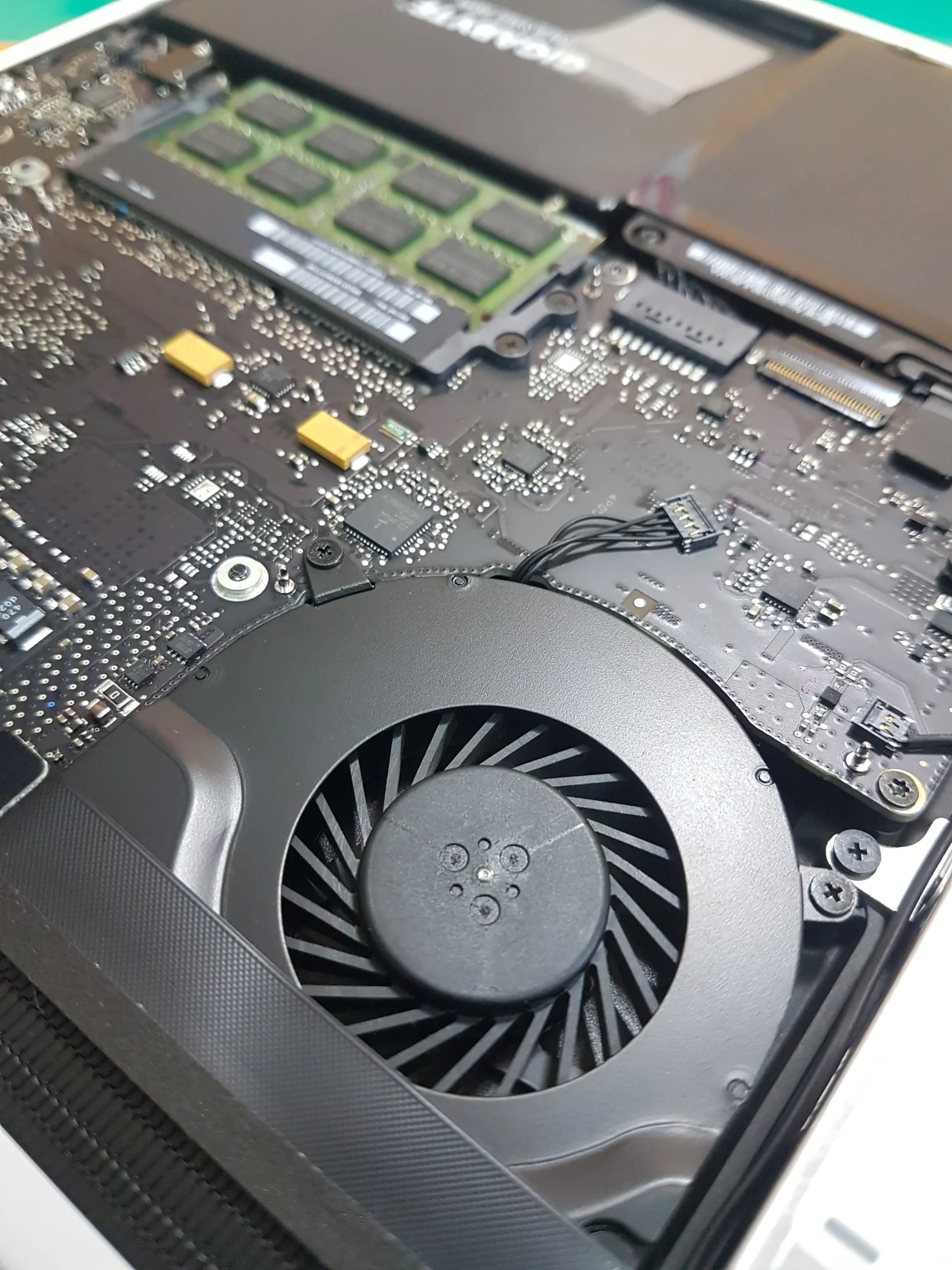mantenimiento macbook air pro limpieza