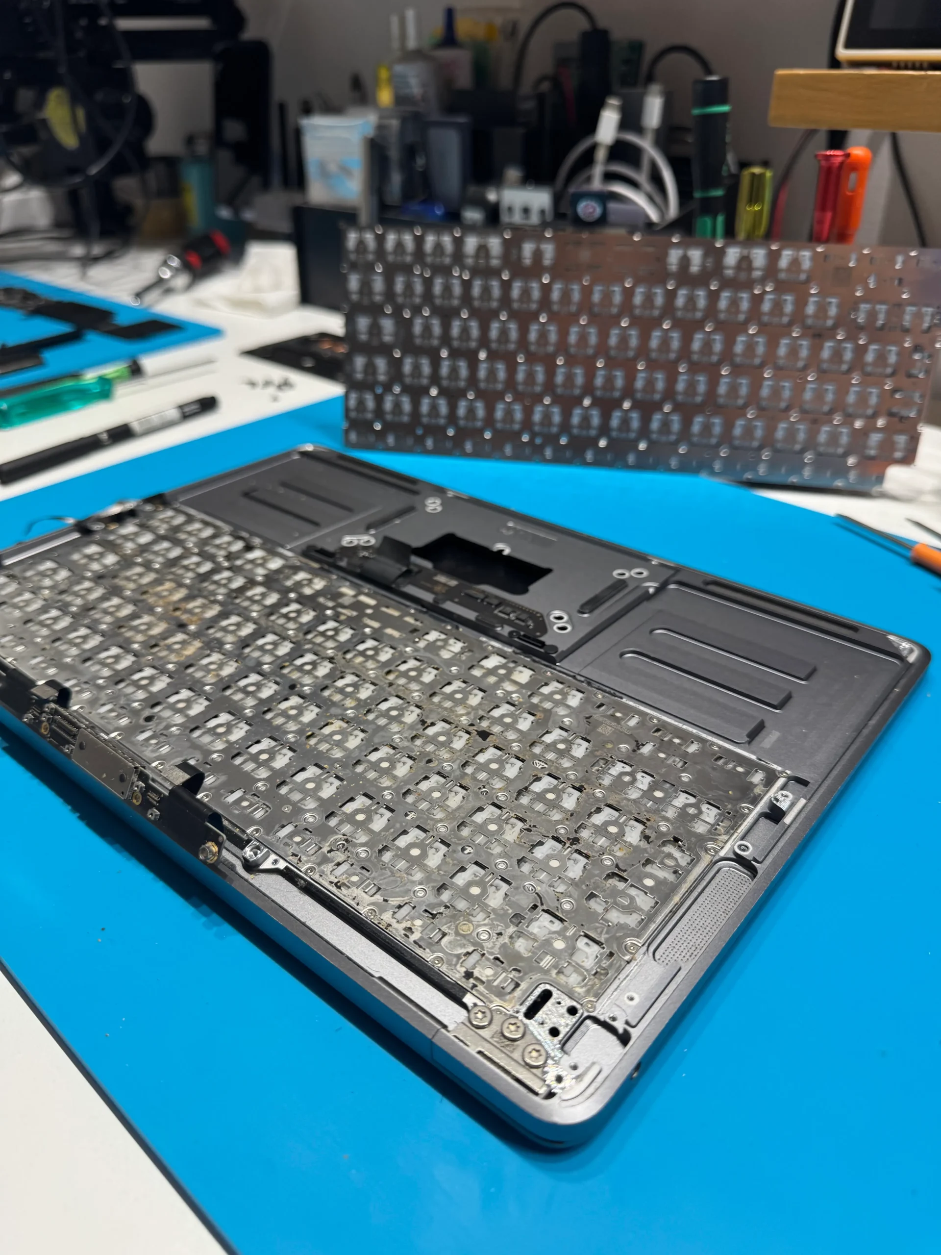 teclado incrustrado macbook air